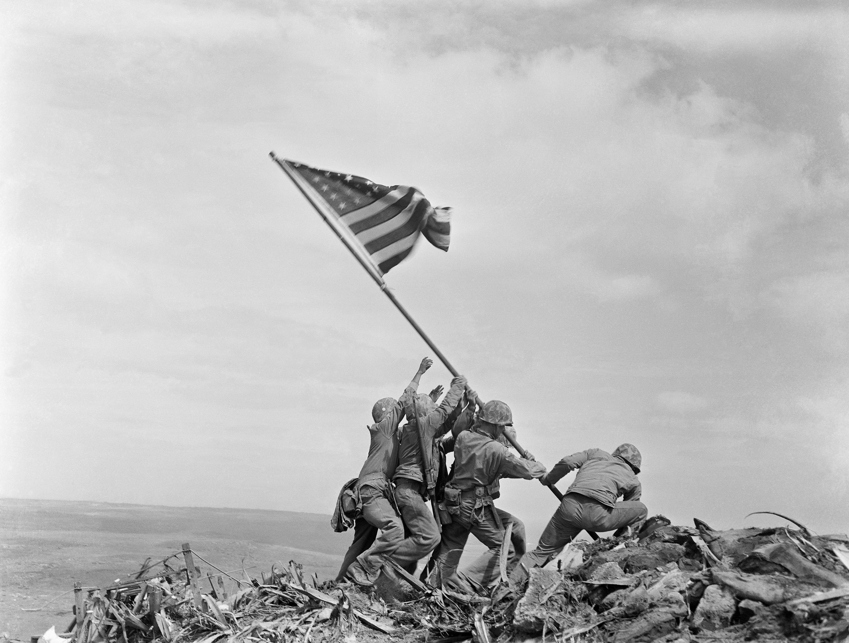 Joe Rosenthal, Raising the Flag on Iwo Jima (1945).